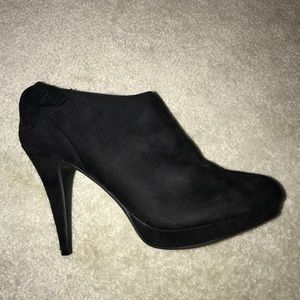 Impo heeled bootie size 11